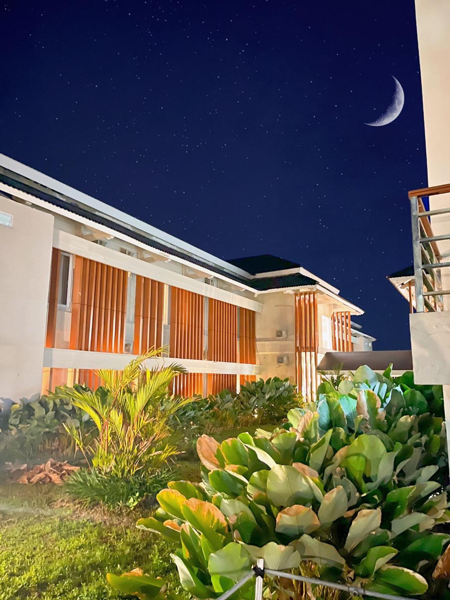 Horison Resort Antawirya Jepara Esterno foto